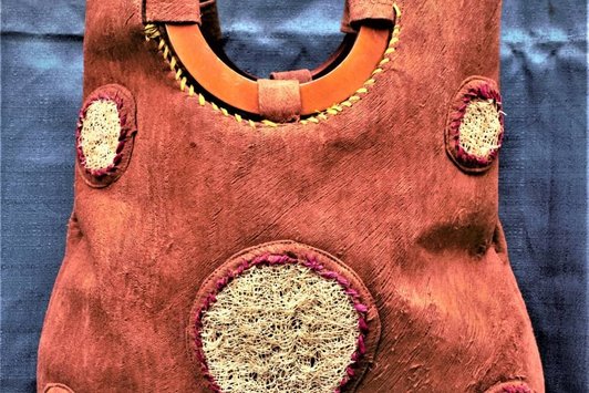 Bag designed with Luffa